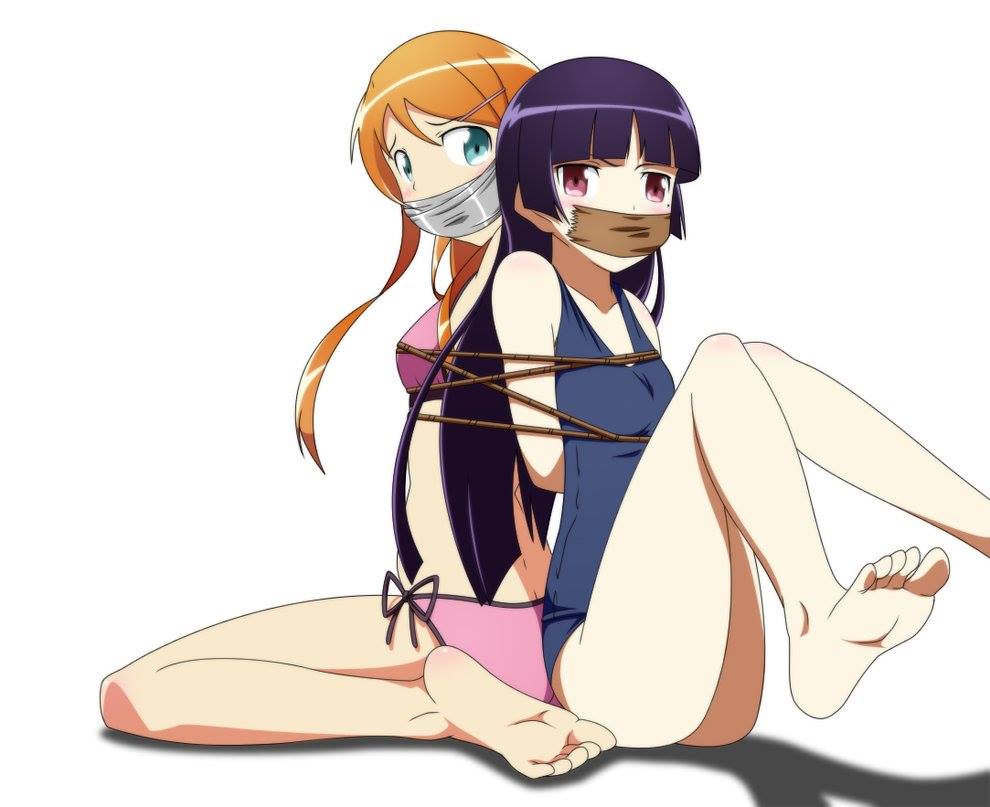 Cierto día de verano una importante ciudad norteamericana amaneció consternada por el crimen que se había producido durante la noche en el museo arqueológico. Dos hombres armados habían matado a tres guardias y se habían llevado una de las piezas más valiosas del museo, un anillo de oro que había pertenecido al mago árabe Abdul Alhazred, personaje sobre el cual circulaban muchas leyendas. Se decía que había muerto devorado por un monstruo invisible en la época de los califas Omeyas y que se había llevado a 